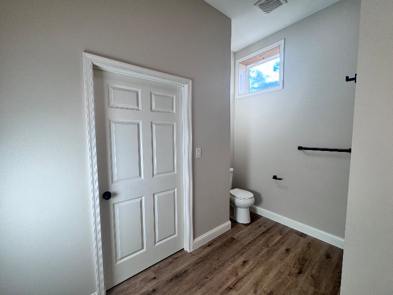 Building Photo - 211 W Court St