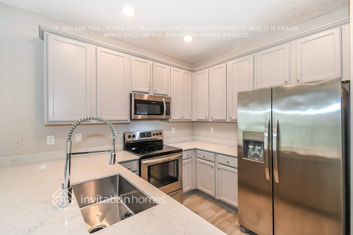 Building Photo - 401 Cherry Ridge Dr