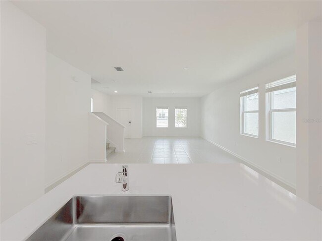 Building Photo - 1806 Rider Rain Ln