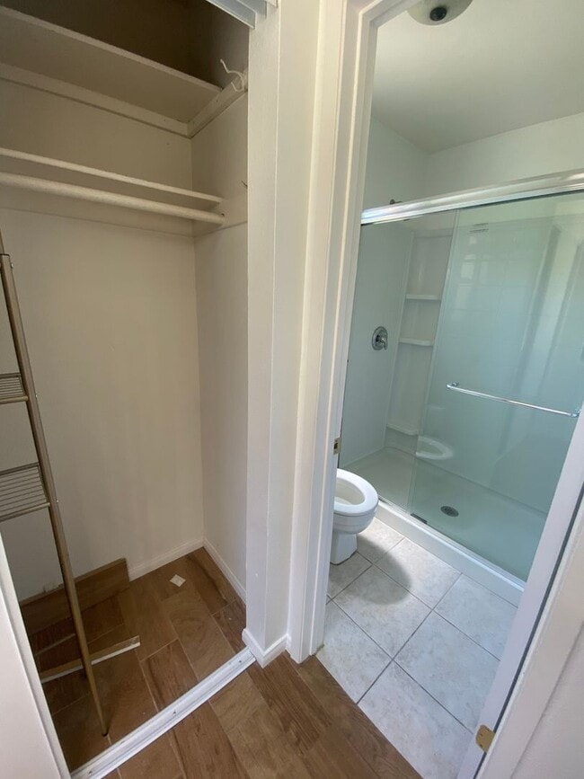 Building Photo - Charming 2 Bed, 2 Bath Carlsbad Home with ...