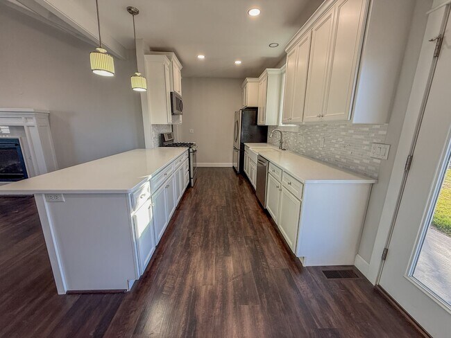 Building Photo - Midland Houses