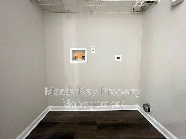 Building Photo - 3333 Woodmeadow Pkwy