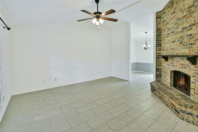 Building Photo - 1306 Clearview Dr