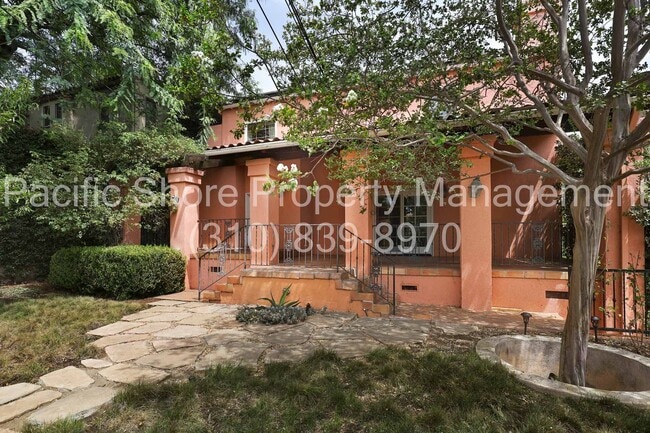 Building Photo - 1229 N Geneva St