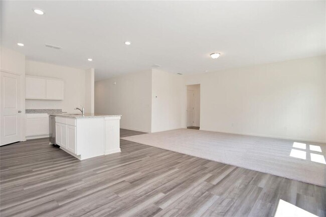 Building Photo - 371 Greenwalk Pl