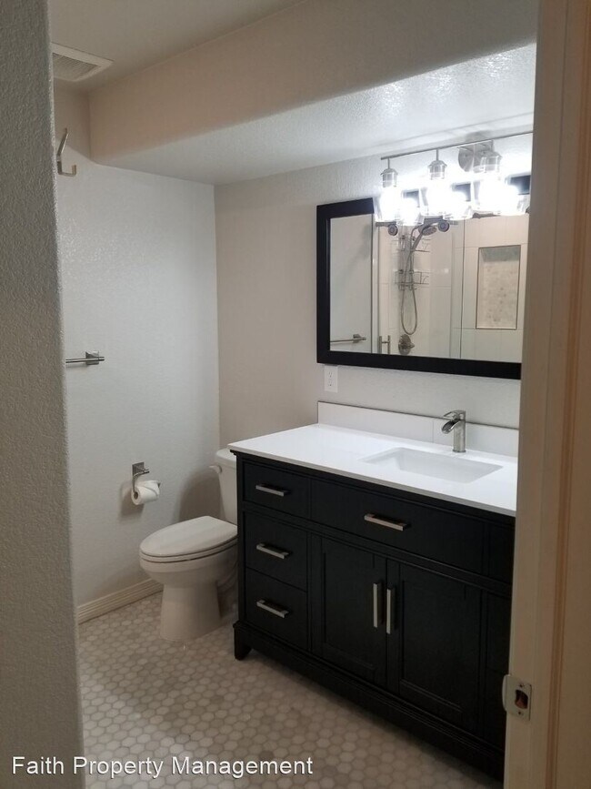 Building Photo - 4 br, 3.5 bath House - 2745 Branding Iron Way