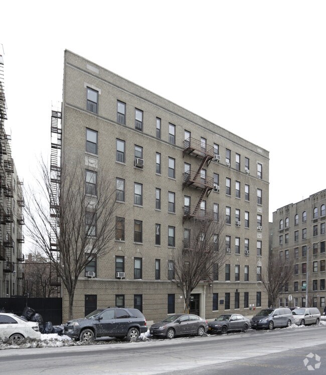 Primary Photo - 1664-1674 Macombs Rd