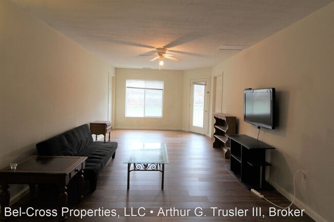 Building Photo - 4 br, 4 bath House - 4207 University Commo...