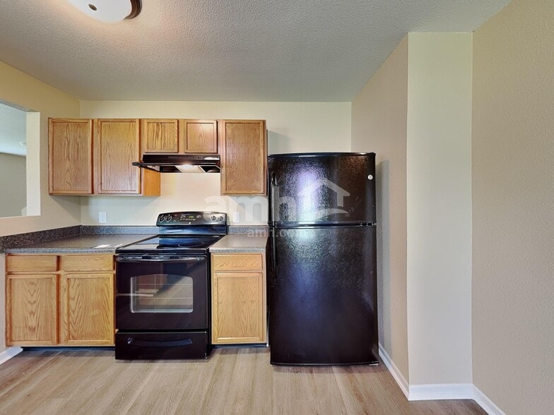 Building Photo - 3287 Underwood Dr