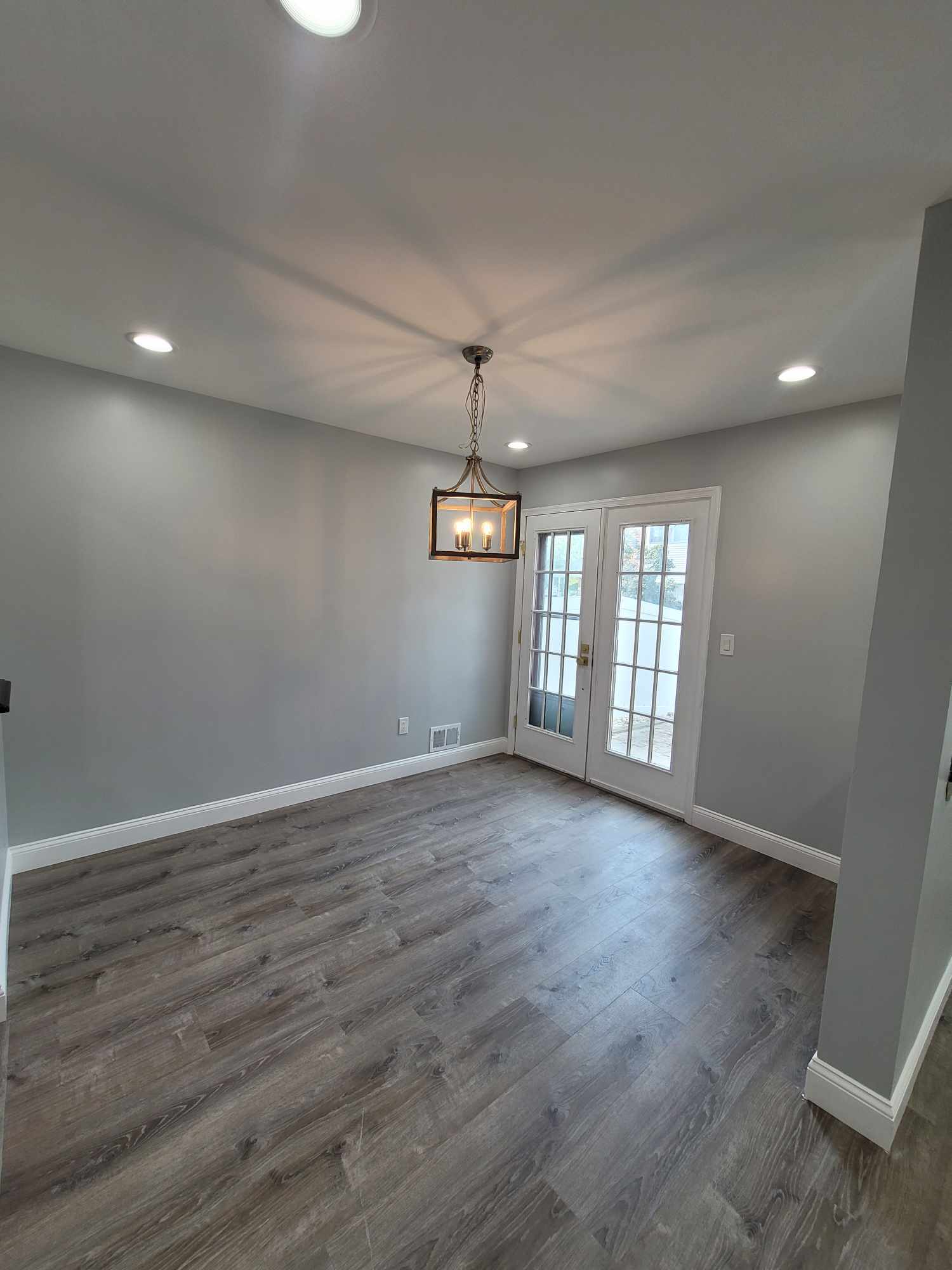 Building Photo - 3 Covington Ct