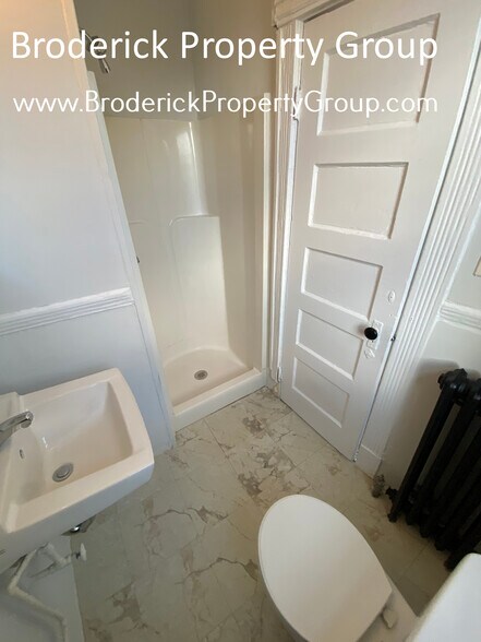 Building Photo - 30 Revere St