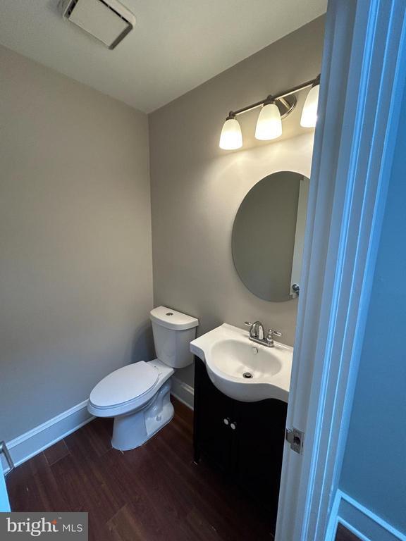 Building Photo - 1011 Princeton Pl