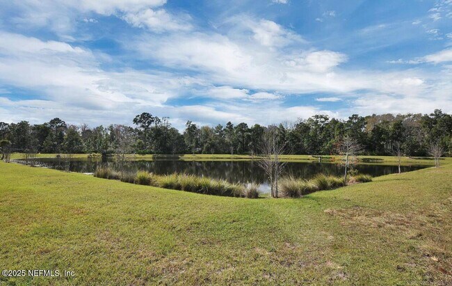 Building Photo - 483 La Mancha Dr