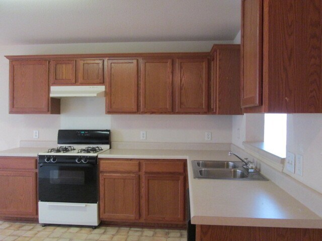 Building Photo - 1212 Sleepytime Trail