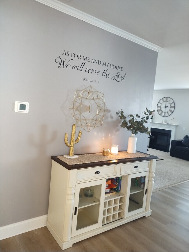 Building Photo - 437 Marietta Ln