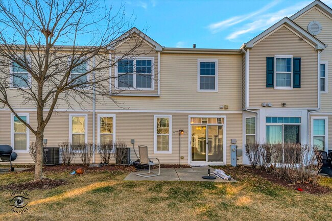 Building Photo - 201 Barrett Dr