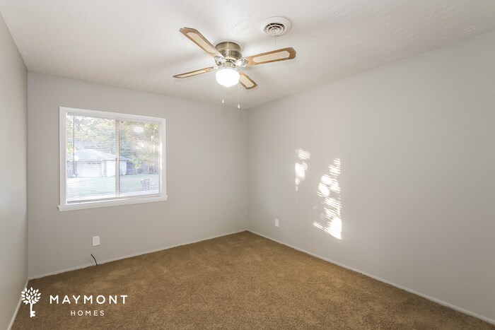 Building Photo - 2017 Fernwood Cir