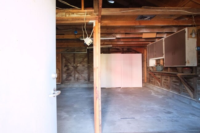 Building Photo - NOW AVAILABLE!! 2 Bedroom 1 bath in Turlock!