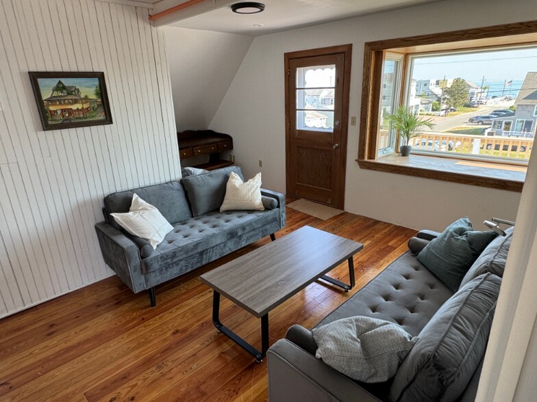 Building Photo - 14 Purtill Ave