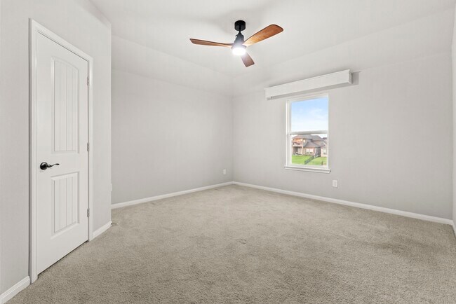 Building Photo - 3506 Lake Bella Megan Dr
