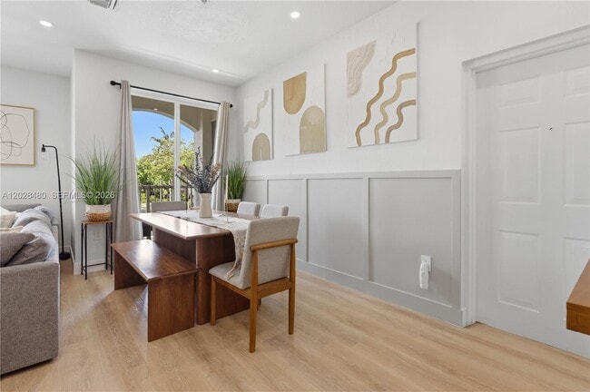 Building Photo - 4425 SW 160th Ave