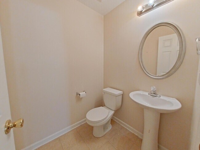 Building Photo - 113 Dozier Dr