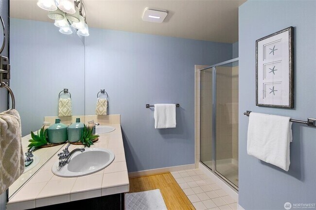 Building Photo - 959 232nd Ln NE