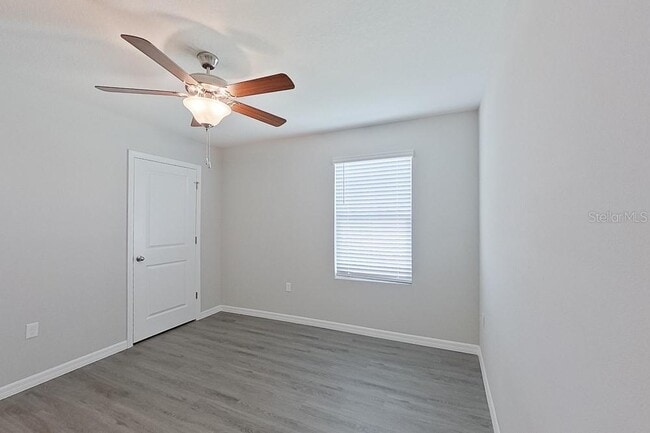 Building Photo - 8740 SW 43rd Ter