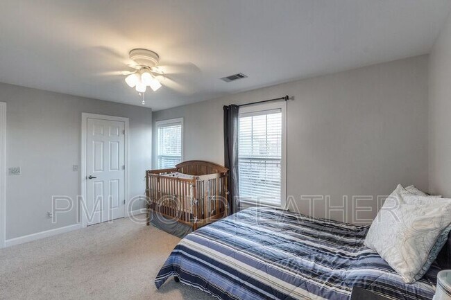 Building Photo - 1515 Towne Park Ln