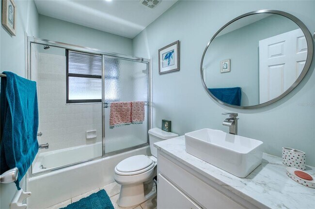 Building Photo - 76 Sandstone Cir