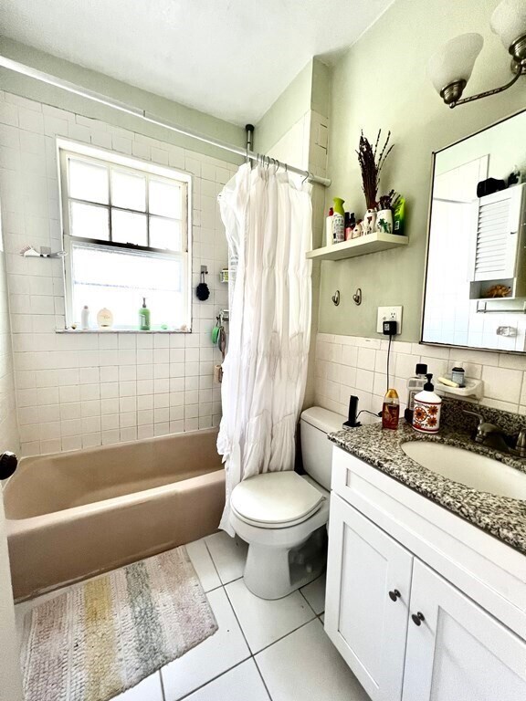 Building Photo - 57 Aspinwall Ave