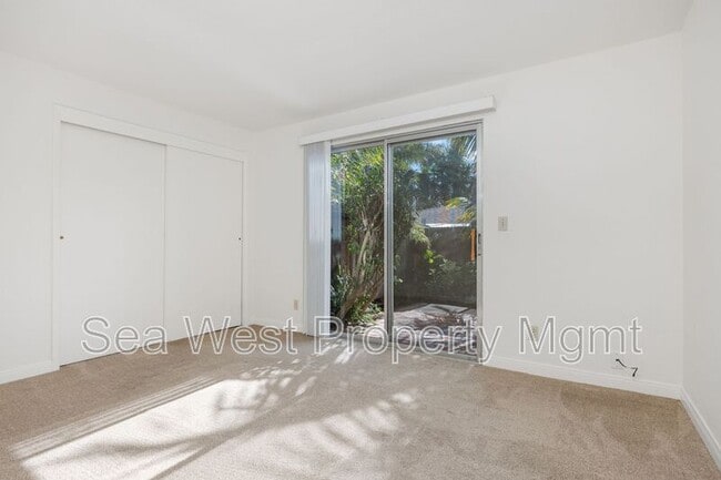 Building Photo - 754 Del Riego Ave