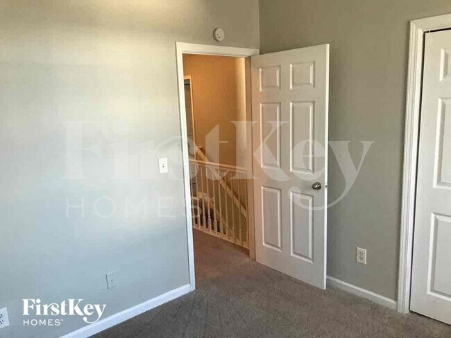 Building Photo - 182 Prescott Ct