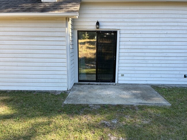 Building Photo - 2 Bedroom 2 Bathroom House in Calabash