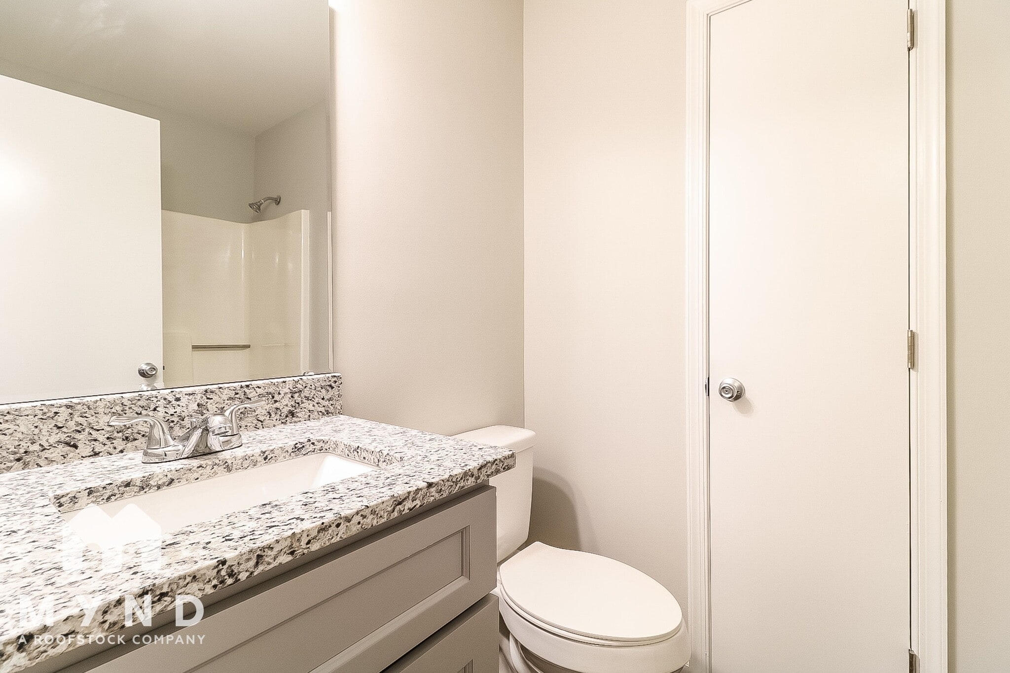 Building Photo - 5037 Huntingcreek Dr