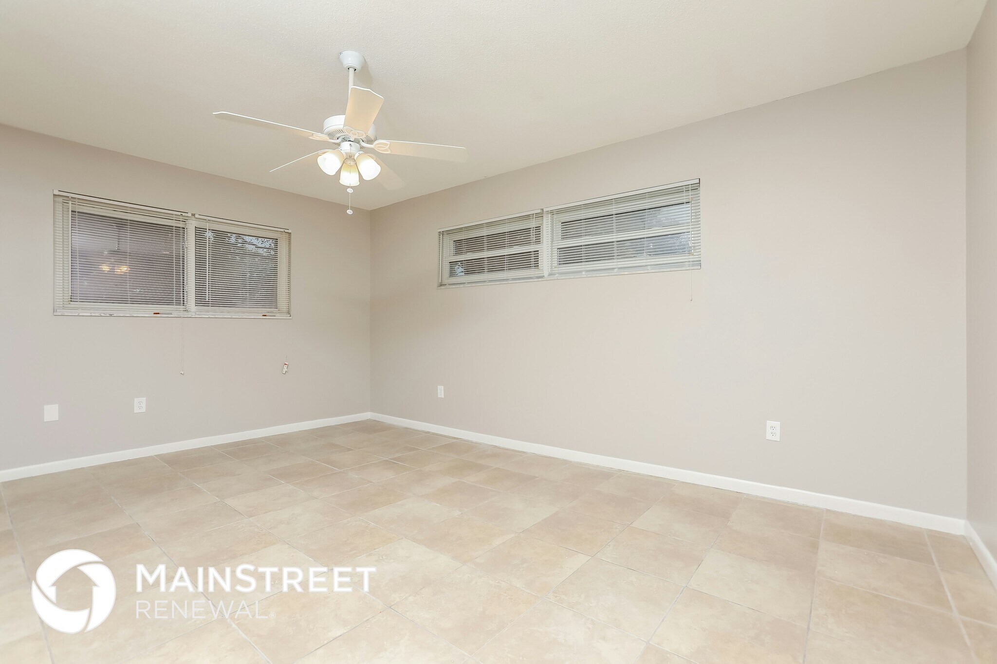 Building Photo - 605 Applewood Ave