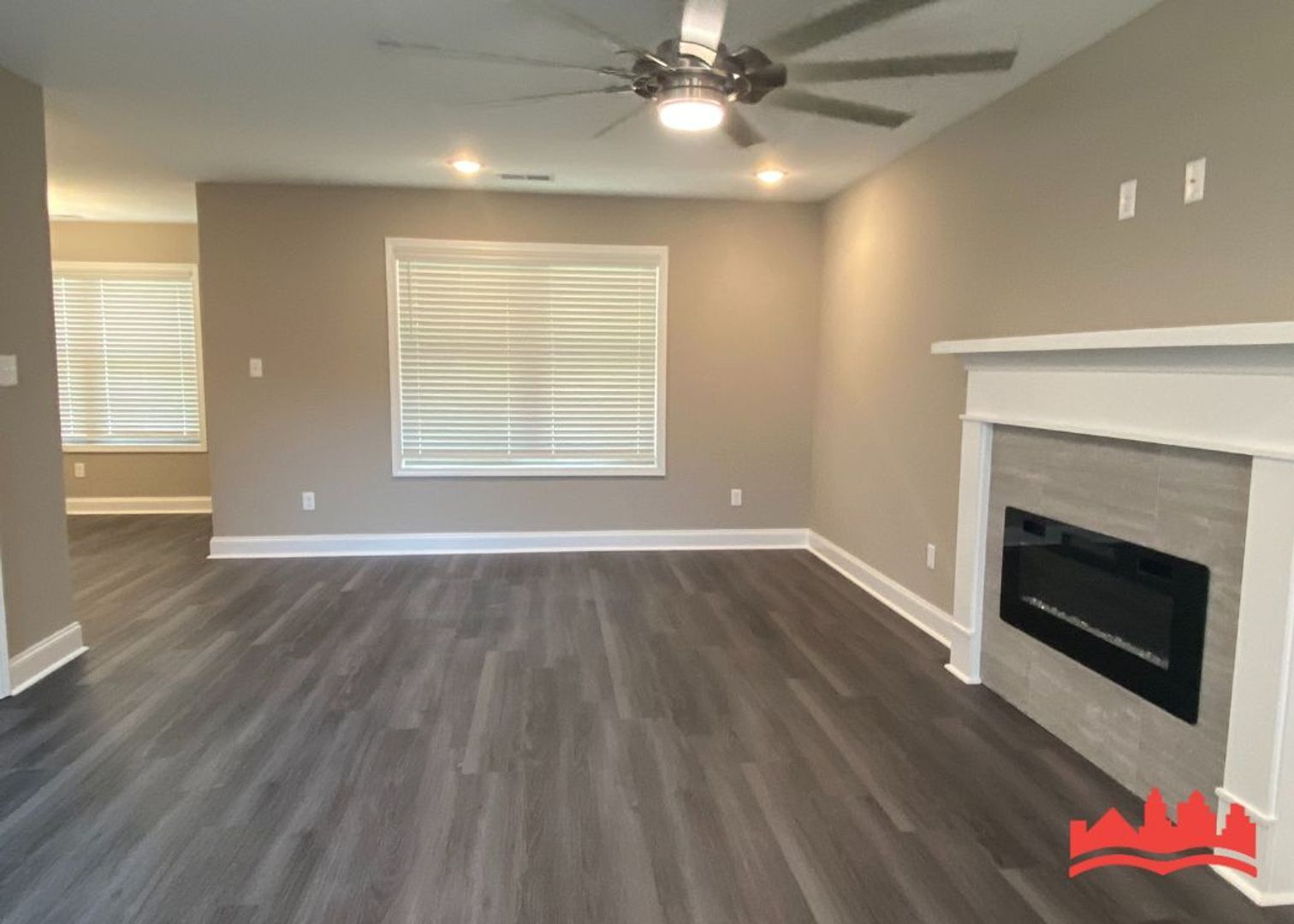 Building Photo - Beautiful newly built single family home i...