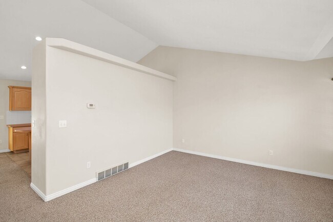 Building Photo - 2070 N 650 W