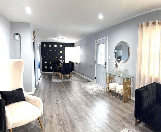 Building Photo - 8001 N Elmore St