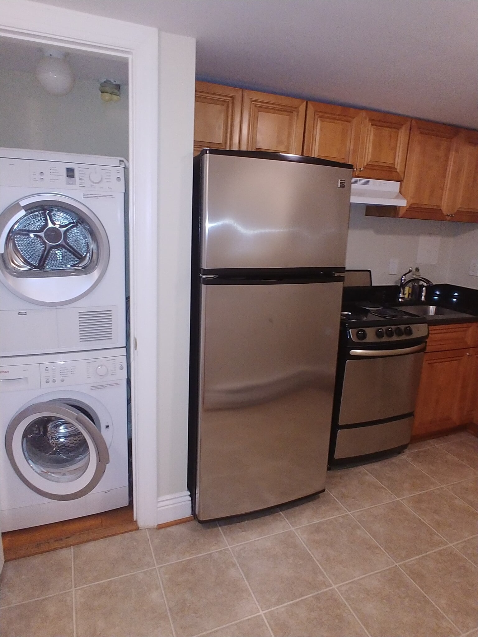 Building Photo - 1354 Pennsylvania Ave SE