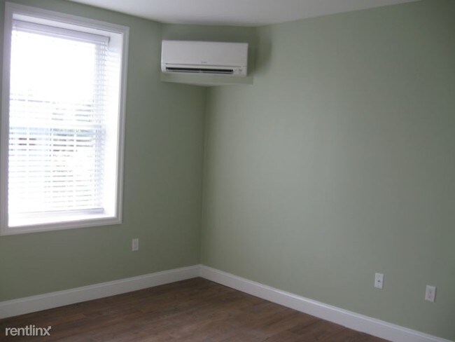 Building Photo - 1 br, 1 bath Apartment - 2 South Grove Street