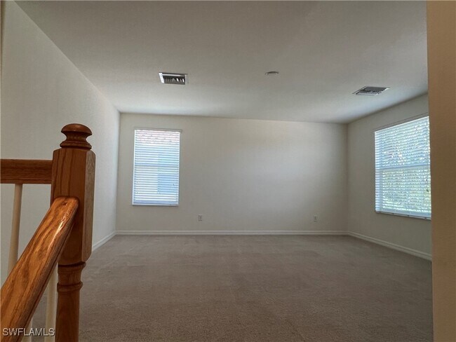 Building Photo - 2054 Minneola St