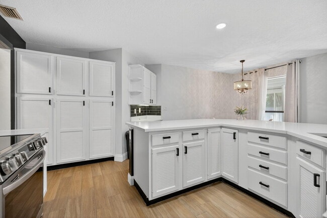 Building Photo - 2606 Monaco Terrace