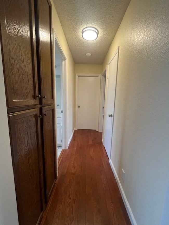 Building Photo - 14419 Outrigger Dr