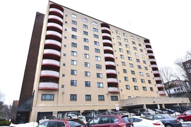 Building Photo - 2500 Mystic Valley Pkwy