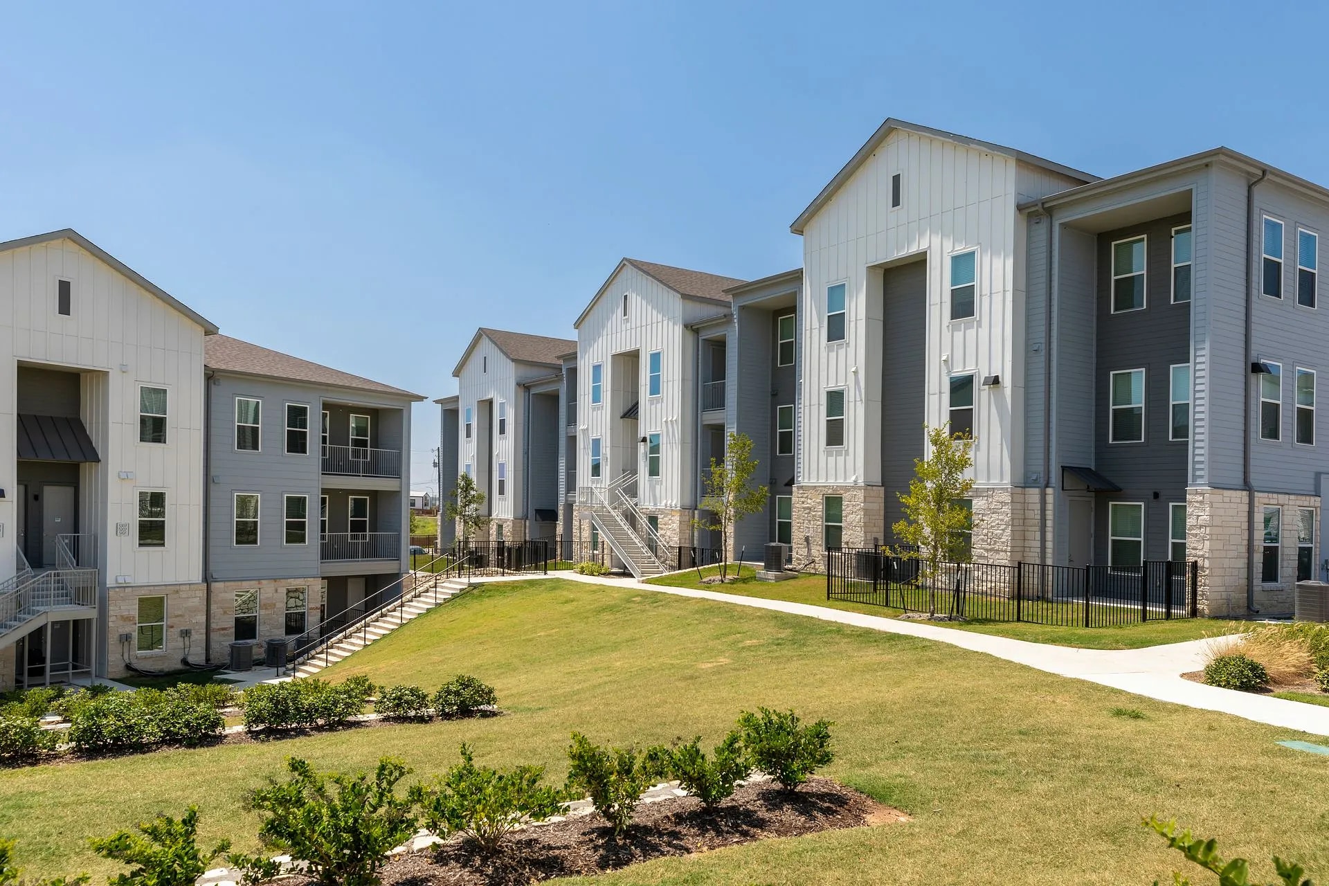 Building Photo - 8110 Blue Goose Rd