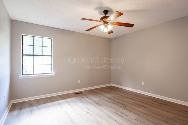 Building Photo - 382 Smitherman Rd