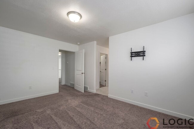 Building Photo - 3167 W 3725 S
