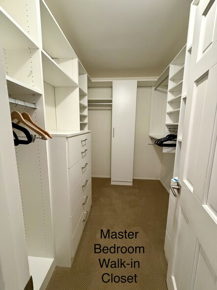 Master Bedroom - Walk-in Closet - 615 Bishops Lodge Rd