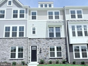 Building Photo - 4803 Jackson Vlg Pkwy